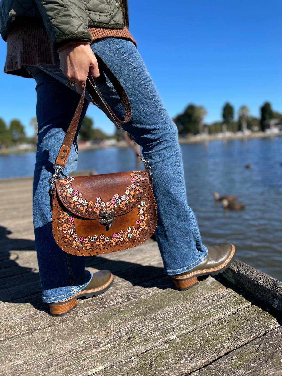 Vintage Daisy - Hobo Spring Bloom Vintage Brown