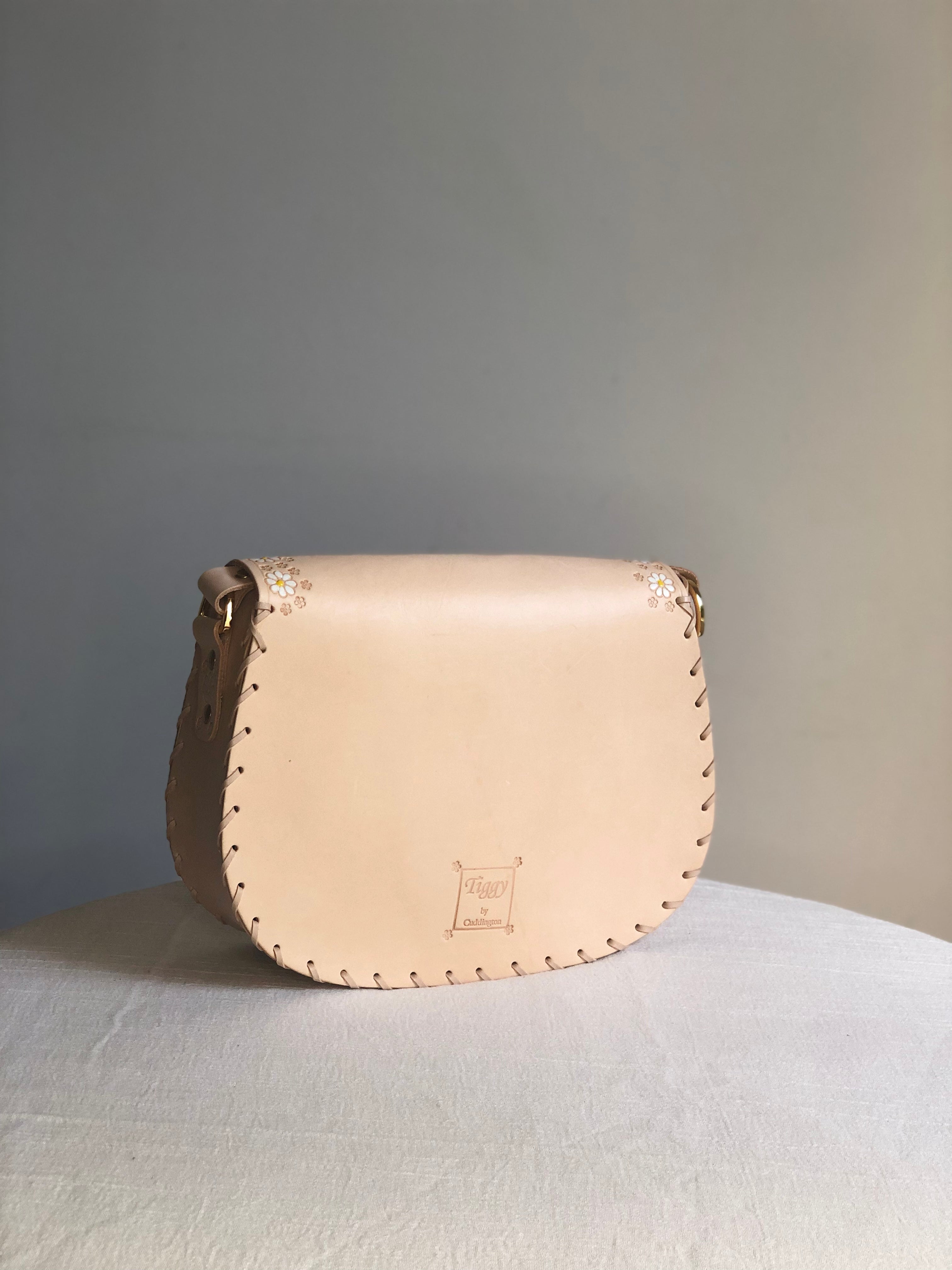 Daisy Folk - Hobo Nude